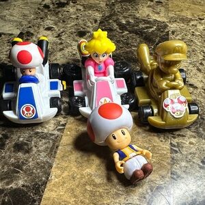 2024 McDonalds Mario Kart HAPPY MEAL TOYS 4 Figures Collectible